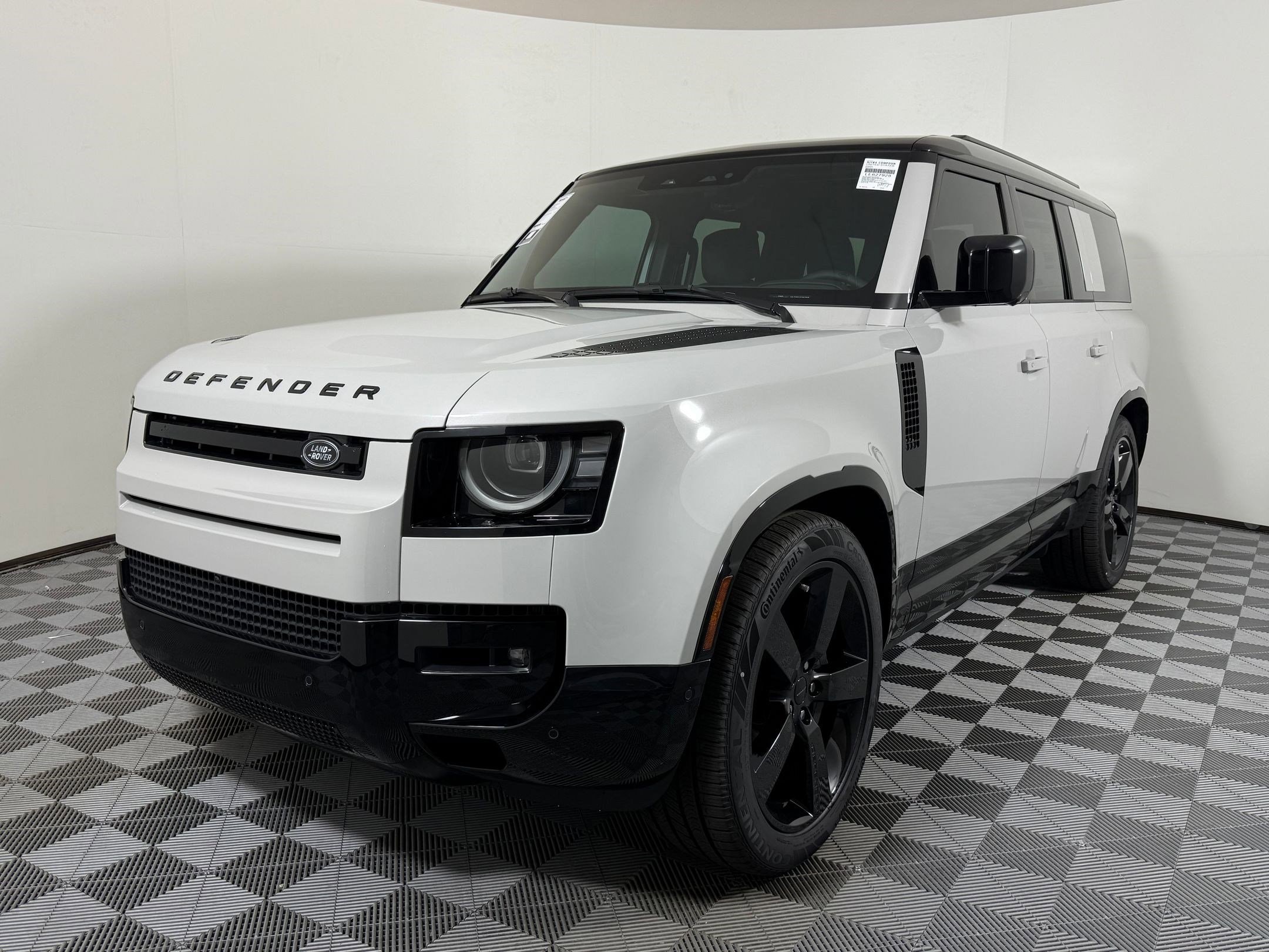 2026 Land Rover Defender 130