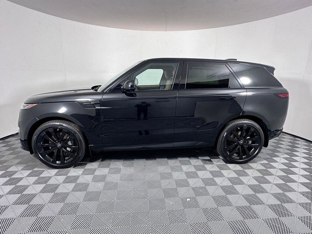 New 2025 Land Rover Range Rover Sport Dynamic SE SUV