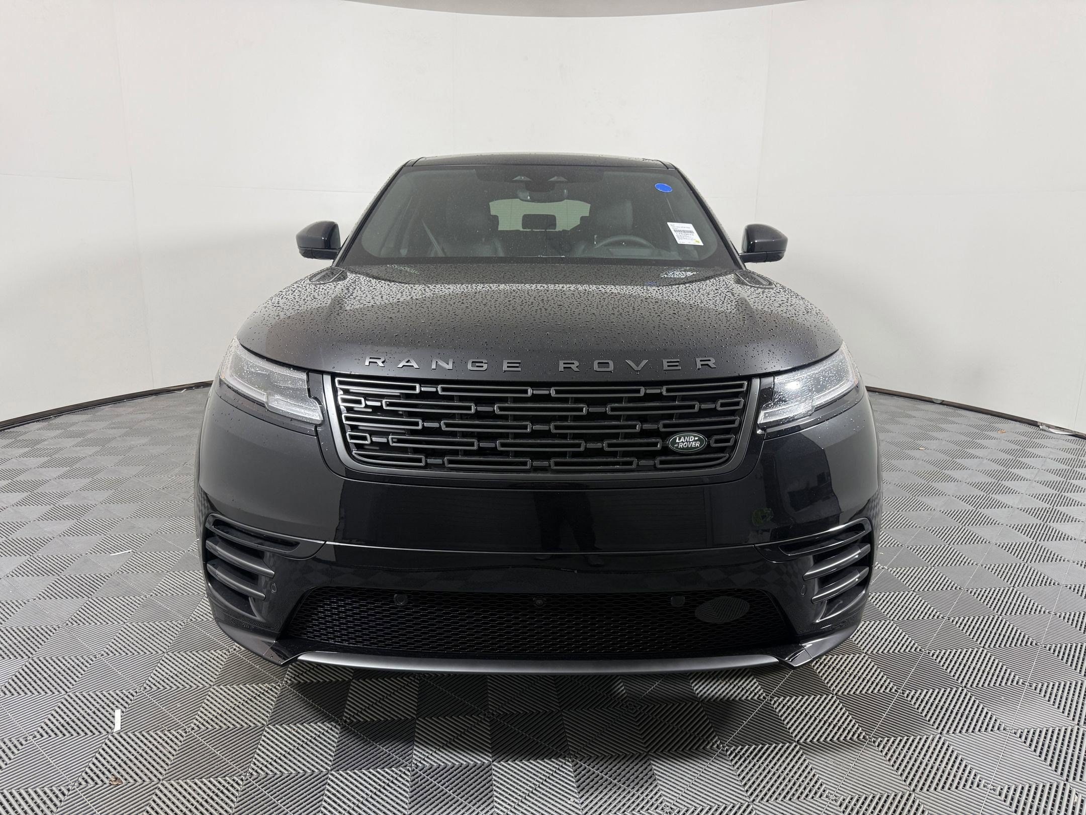 Range Rover Velar Dynamic SE SUV