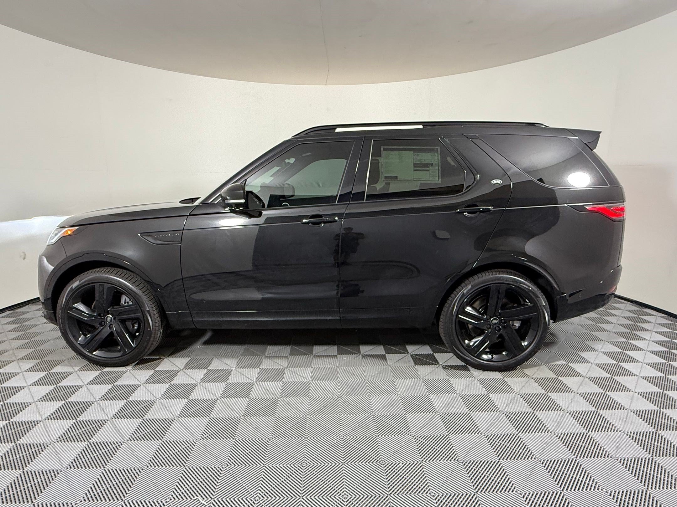 Discovery Gemini Edition SUV