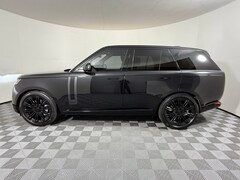 2026 Land Rover Range Rover SE SUV