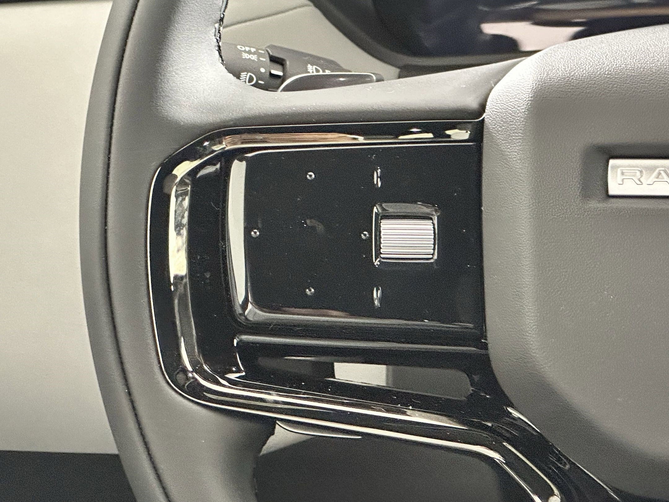 2026 Land Rover Range Rover Velar Dynamic SE - Photo 15