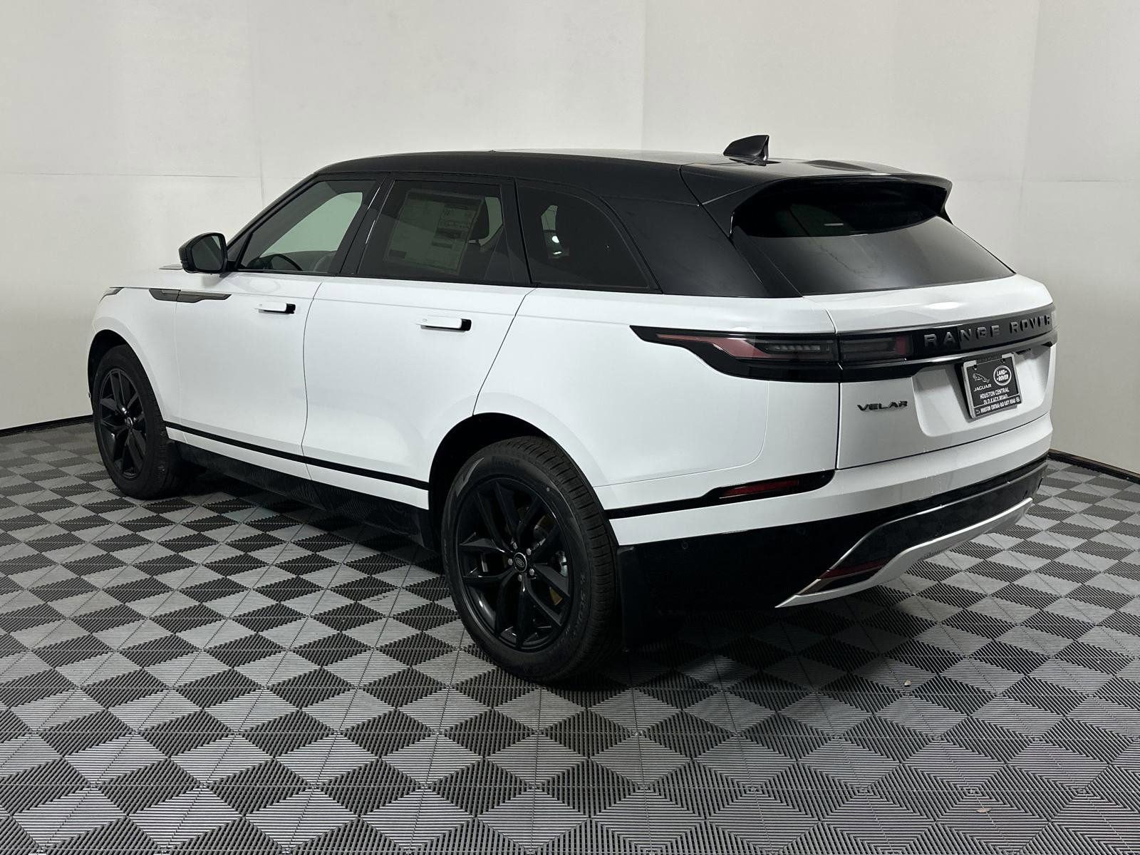 2025 Land Rover Range Rover Velar SE photo 2