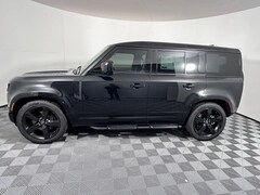 2025 Land Rover Defender 110 X-Dynamic SE SUV