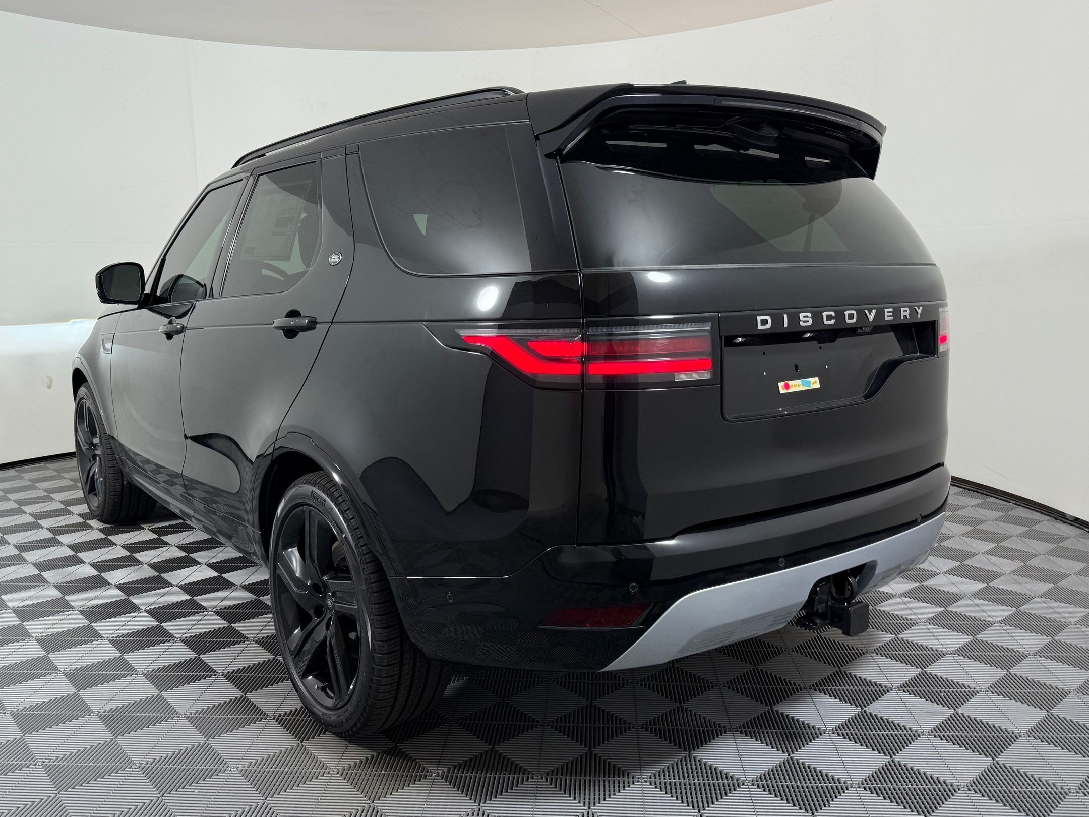 Discovery Gemini Edition SUV