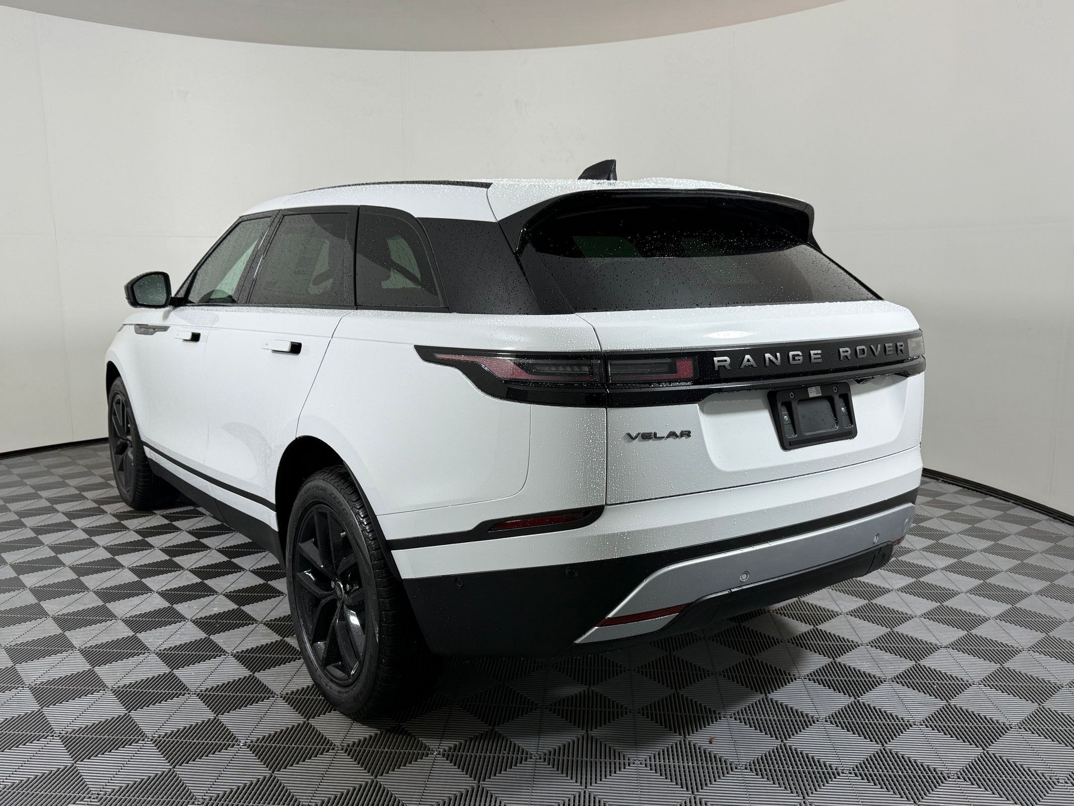 Range Rover Velar S SUV