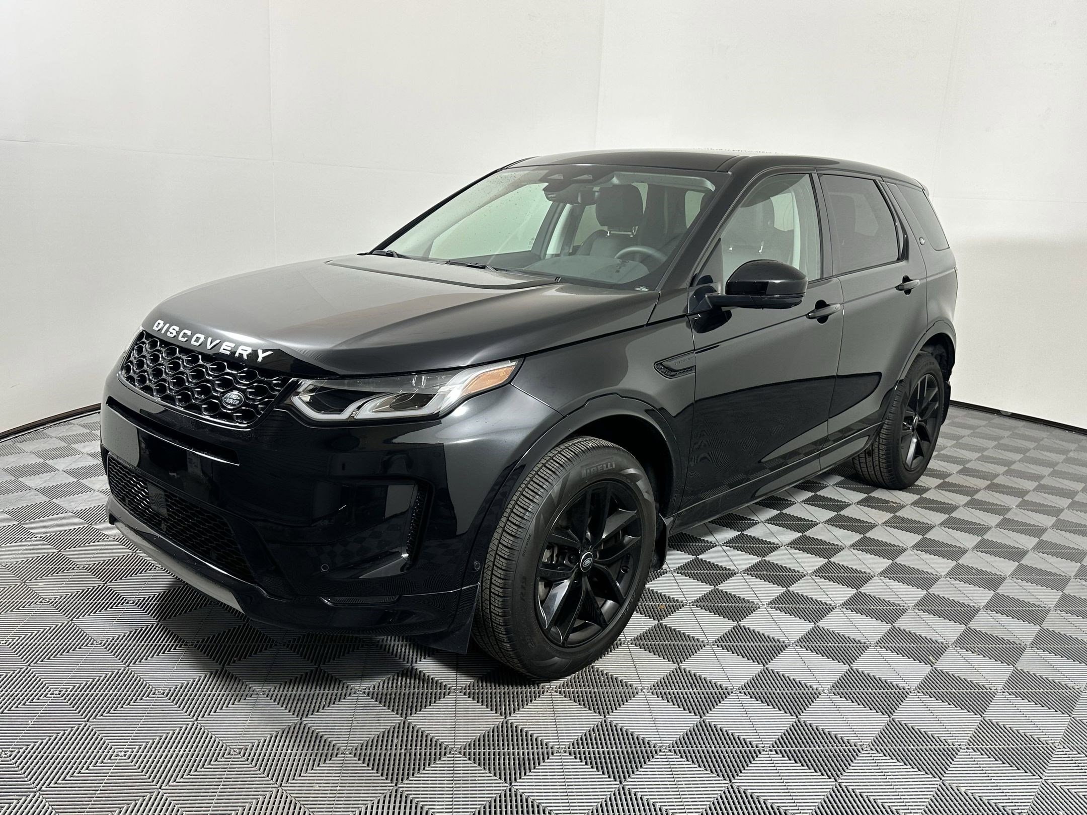 2025 Land Rover Discovery Sport S