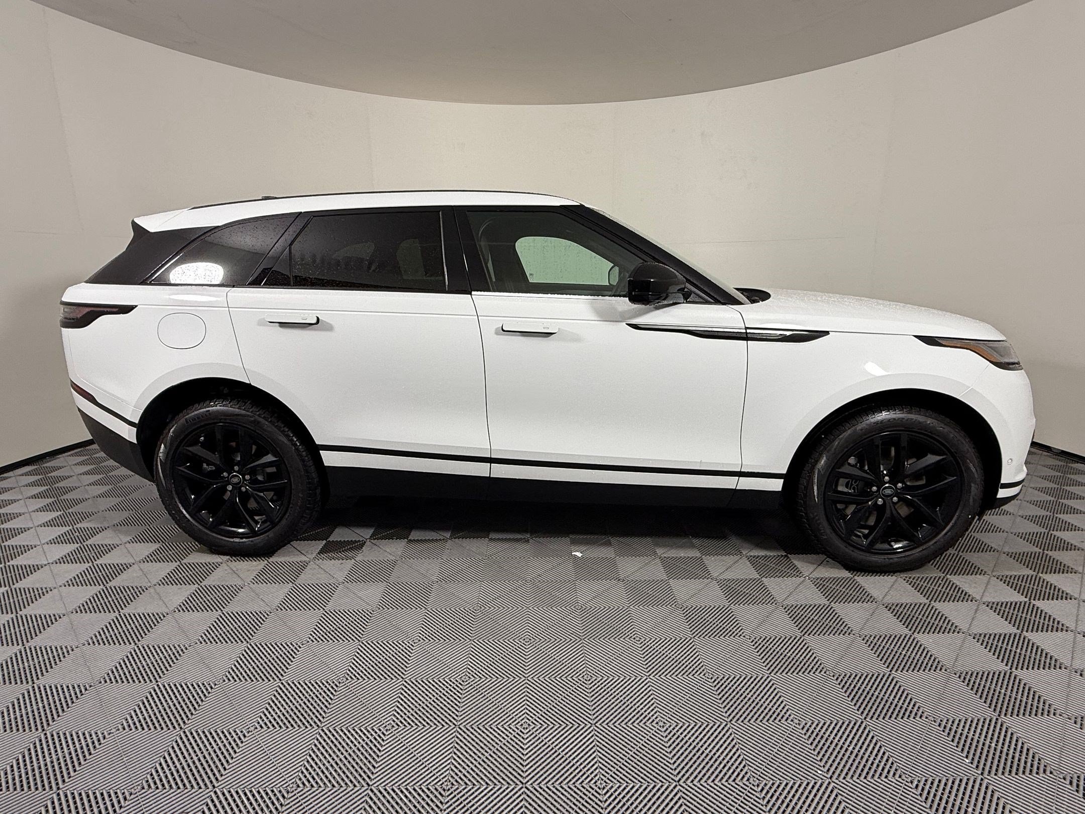 Range Rover Velar S SUV