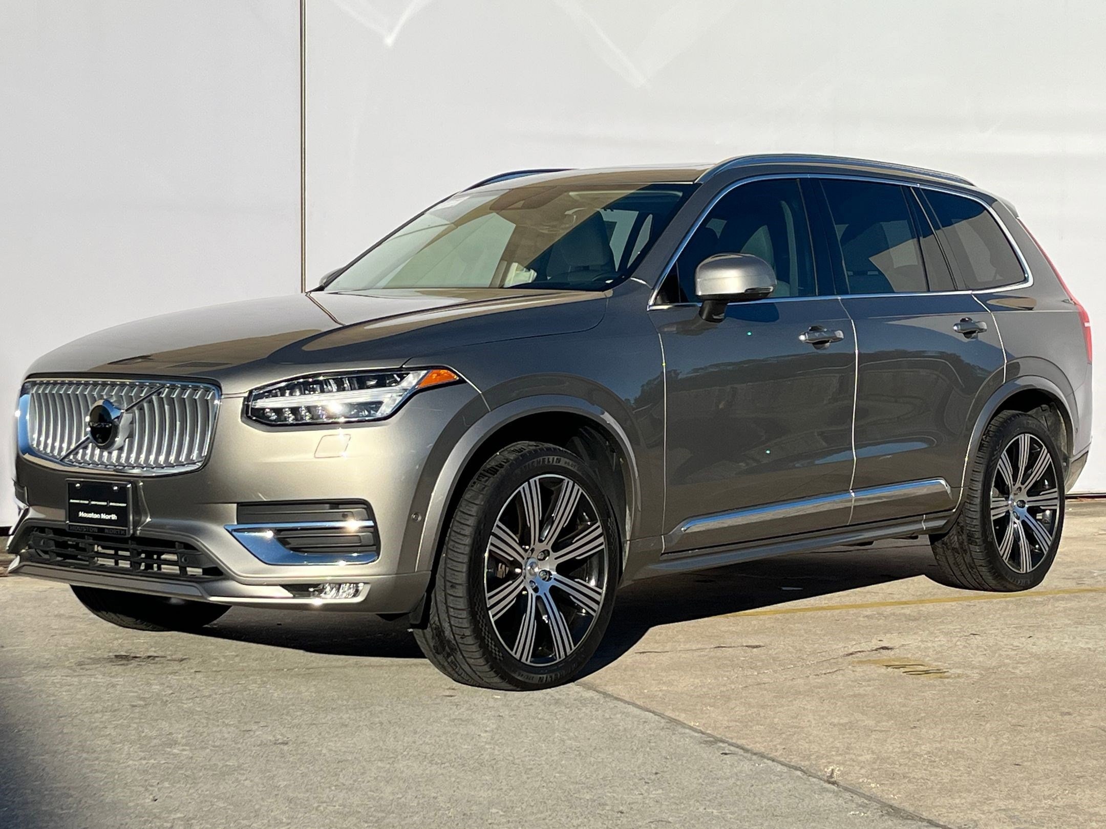 2021 Volvo XC90 Inscription's photo