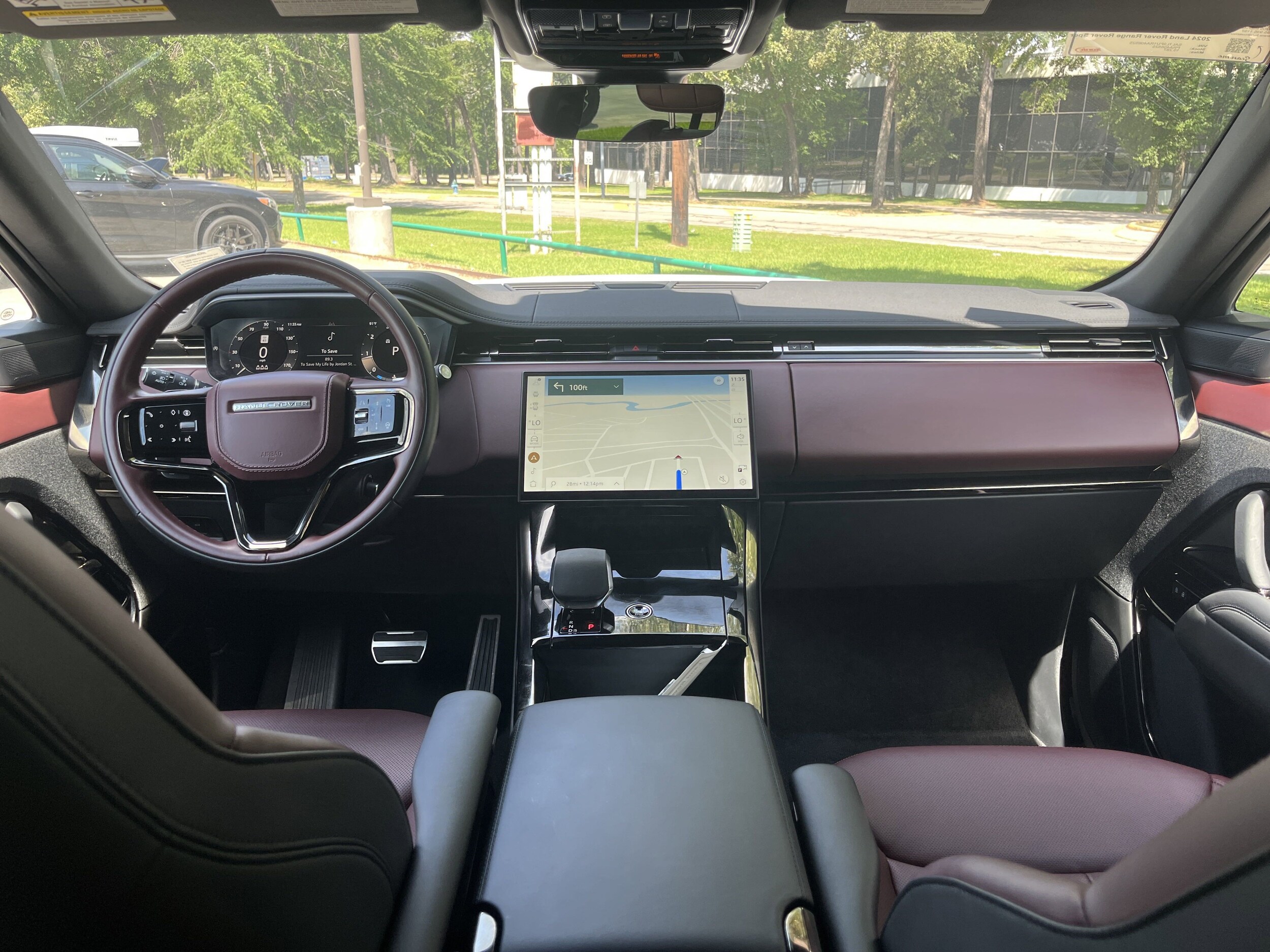 2024 Land Rover Range Rover Sport SE photo 4