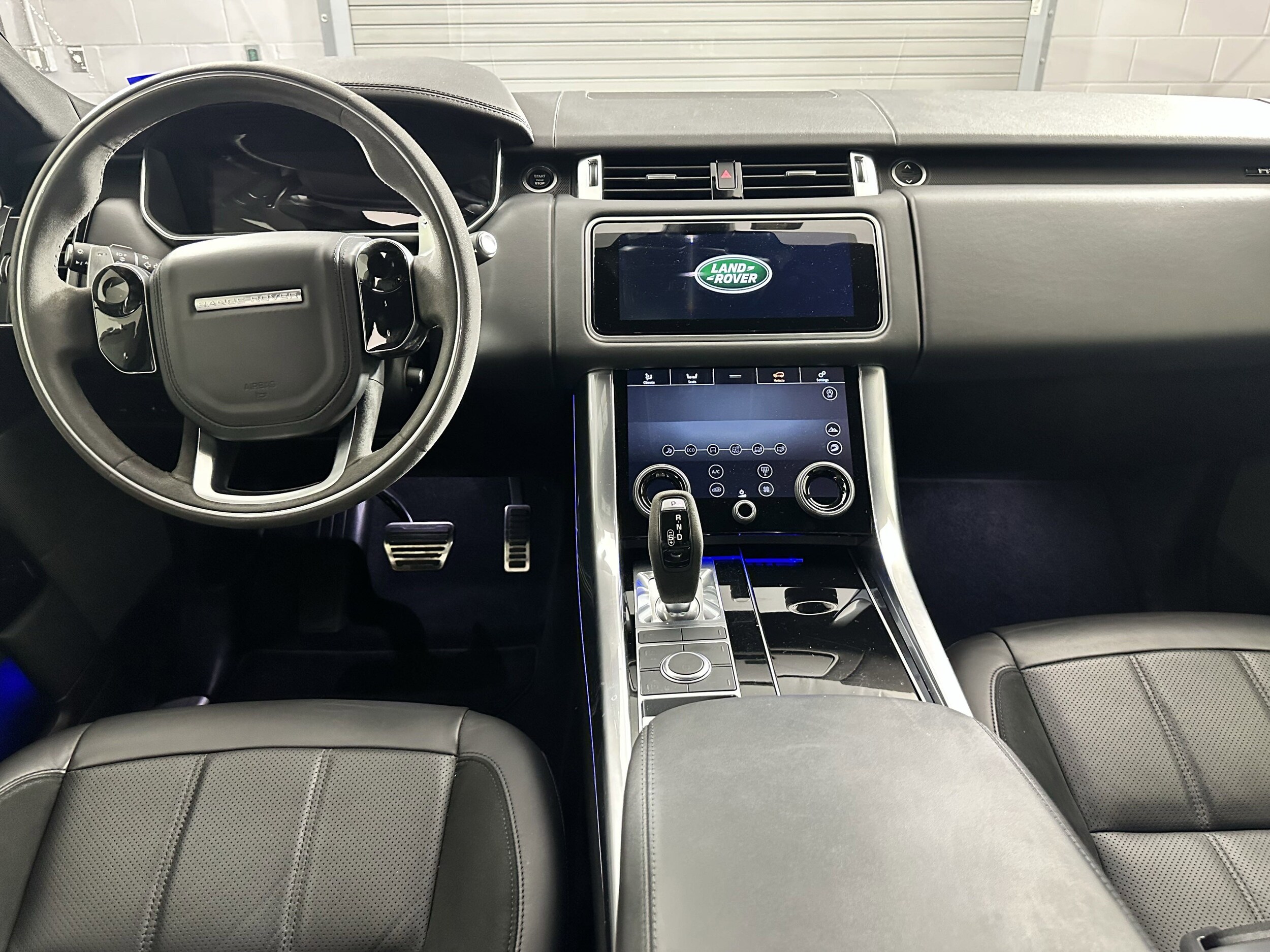 2021 Land Rover Range Rover Sport HST photo 4