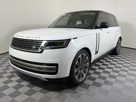 2025 Land Rover Range Rover SE SUV