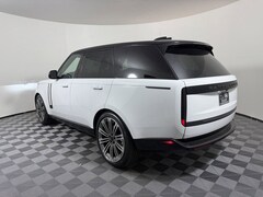 2026 Land Rover Range Rover SE SUV