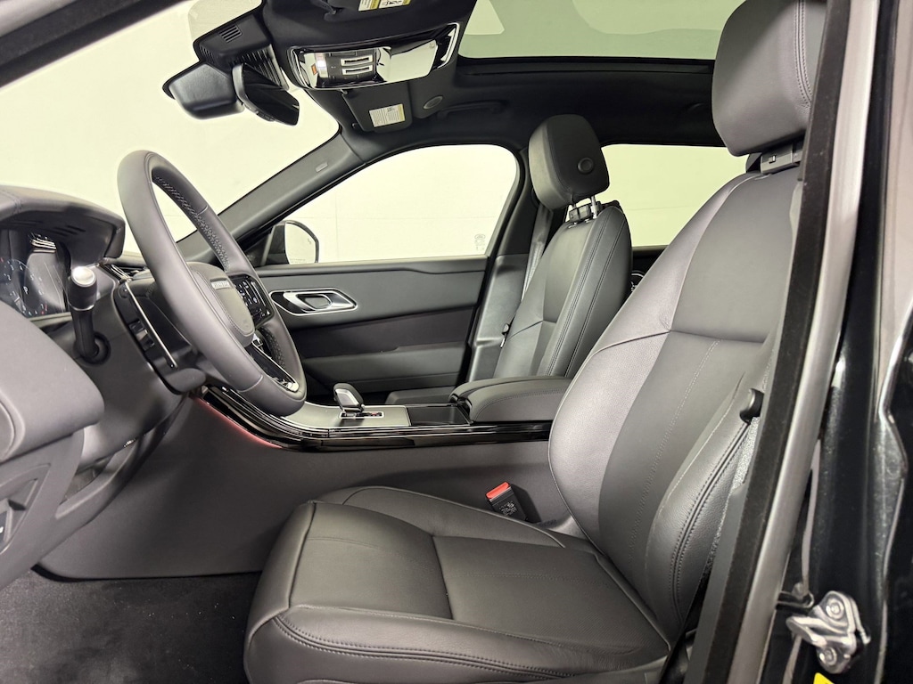 New 2026 Land Rover Range Rover Velar Dynamic SE SUV