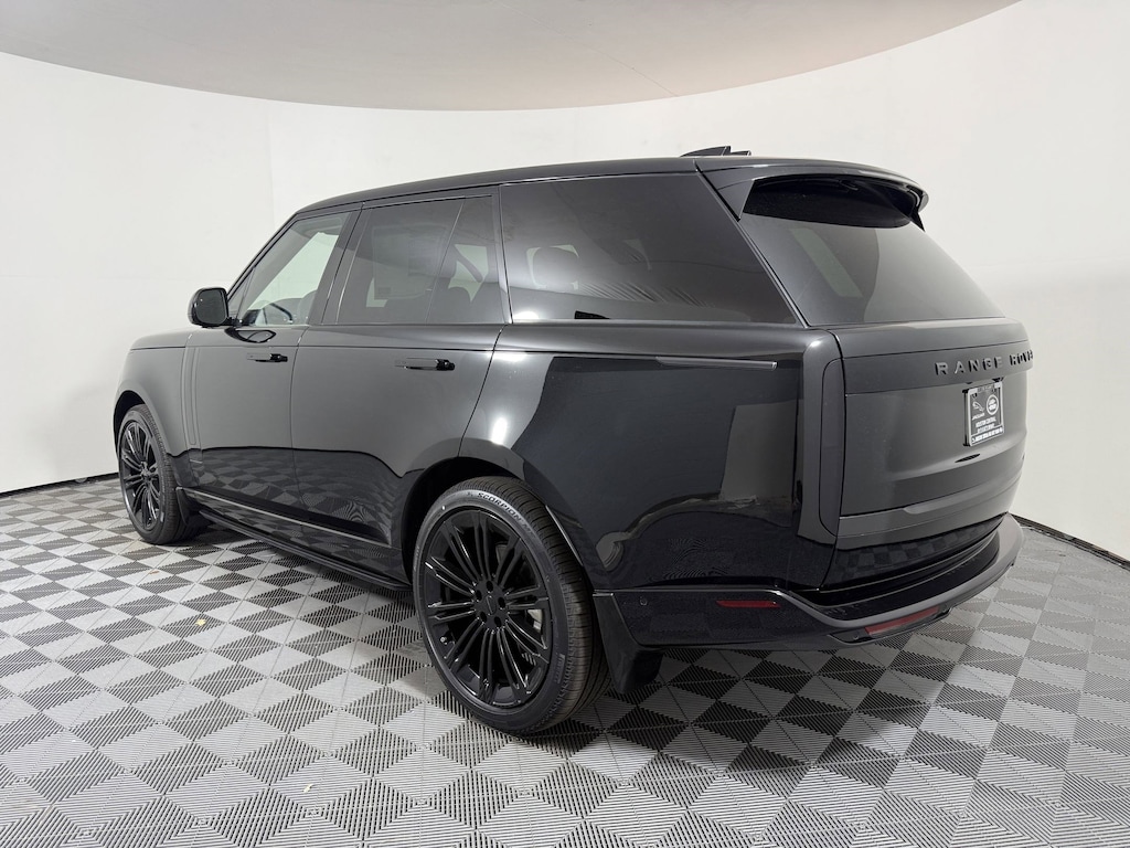 New 2026 Land Rover Range Rover SE SUV