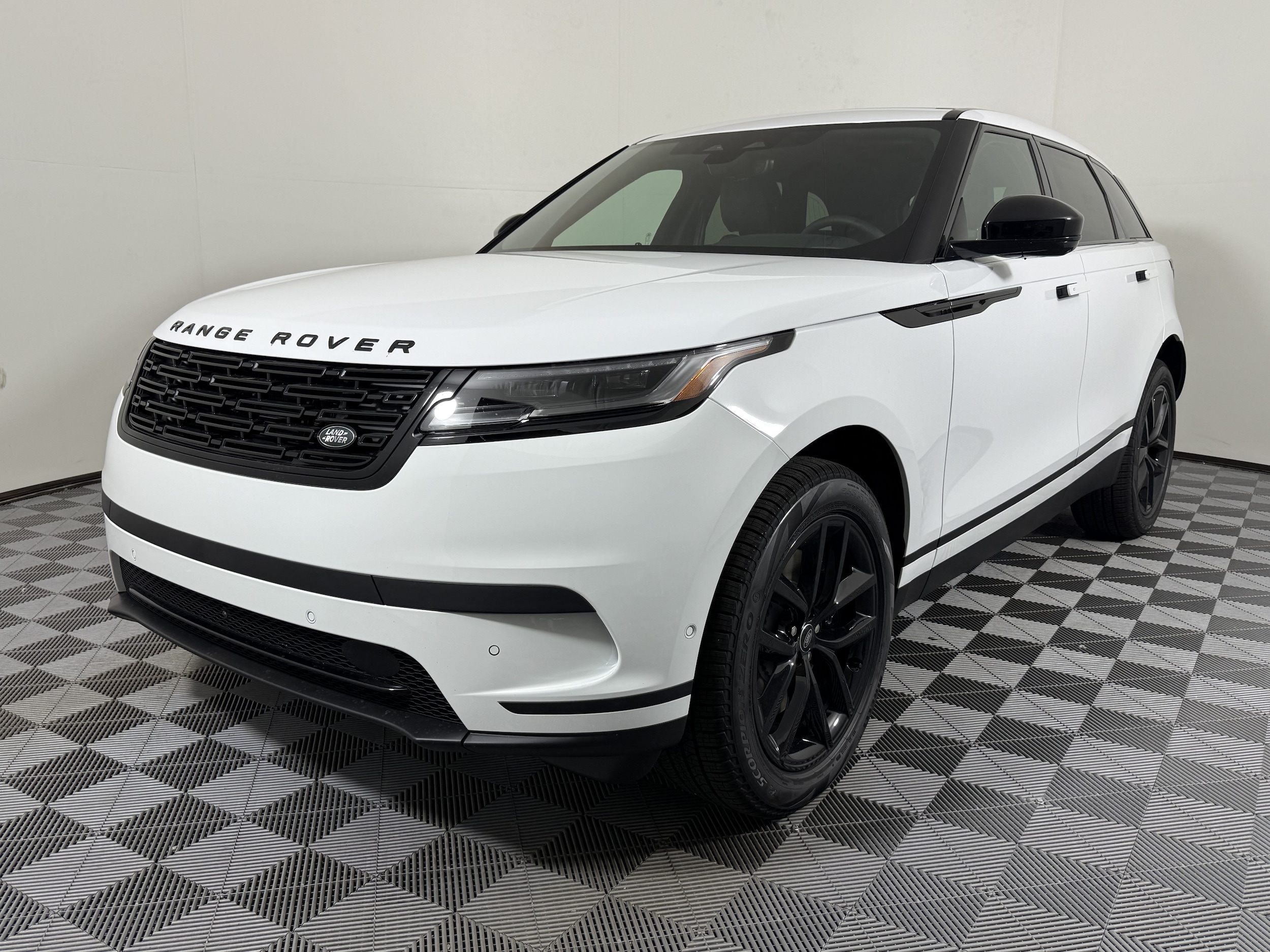 2026 Land Rover Range Rover Velar