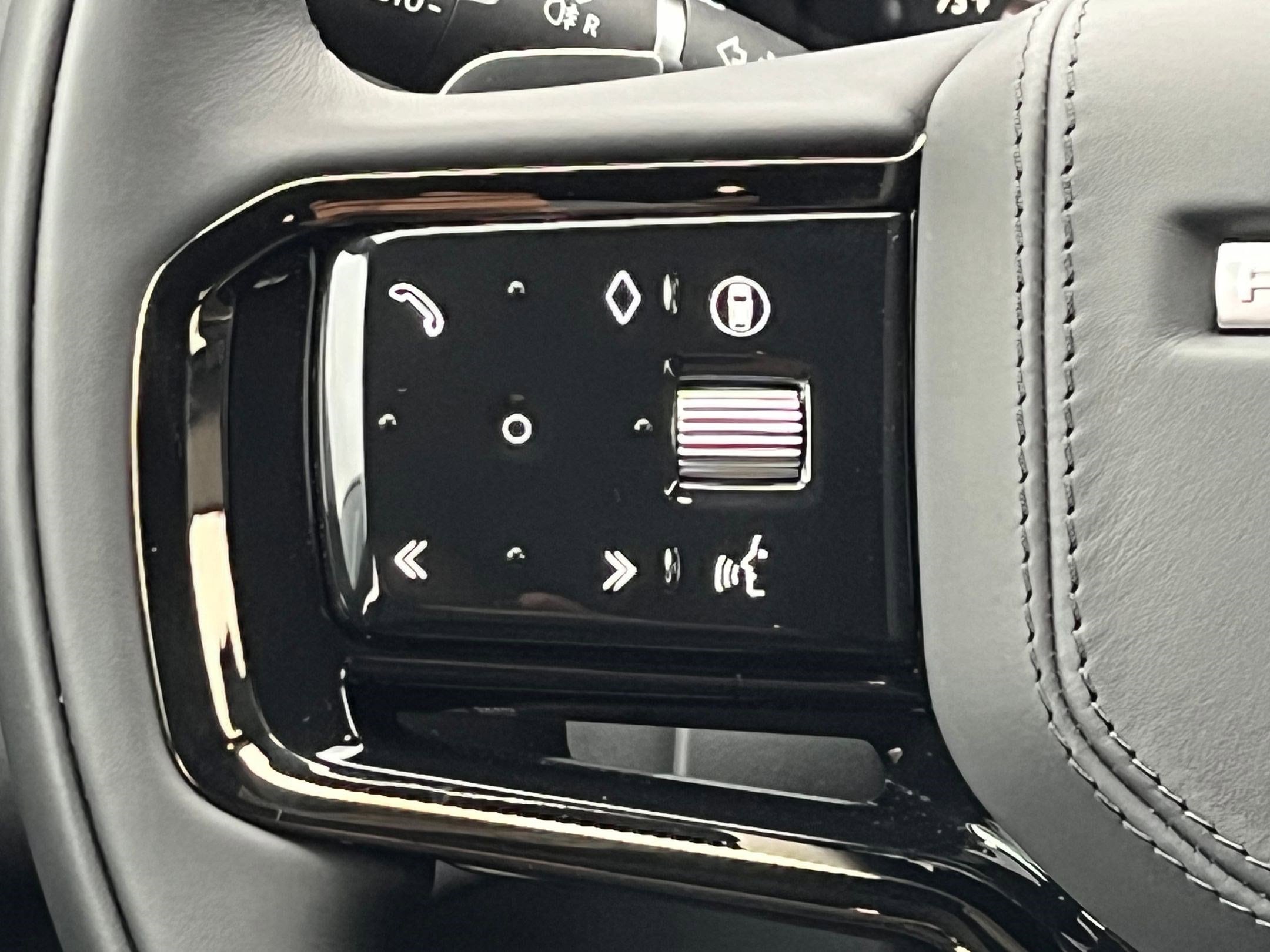 2026 Land Rover Range Rover Velar Dynamic SE - Photo 17