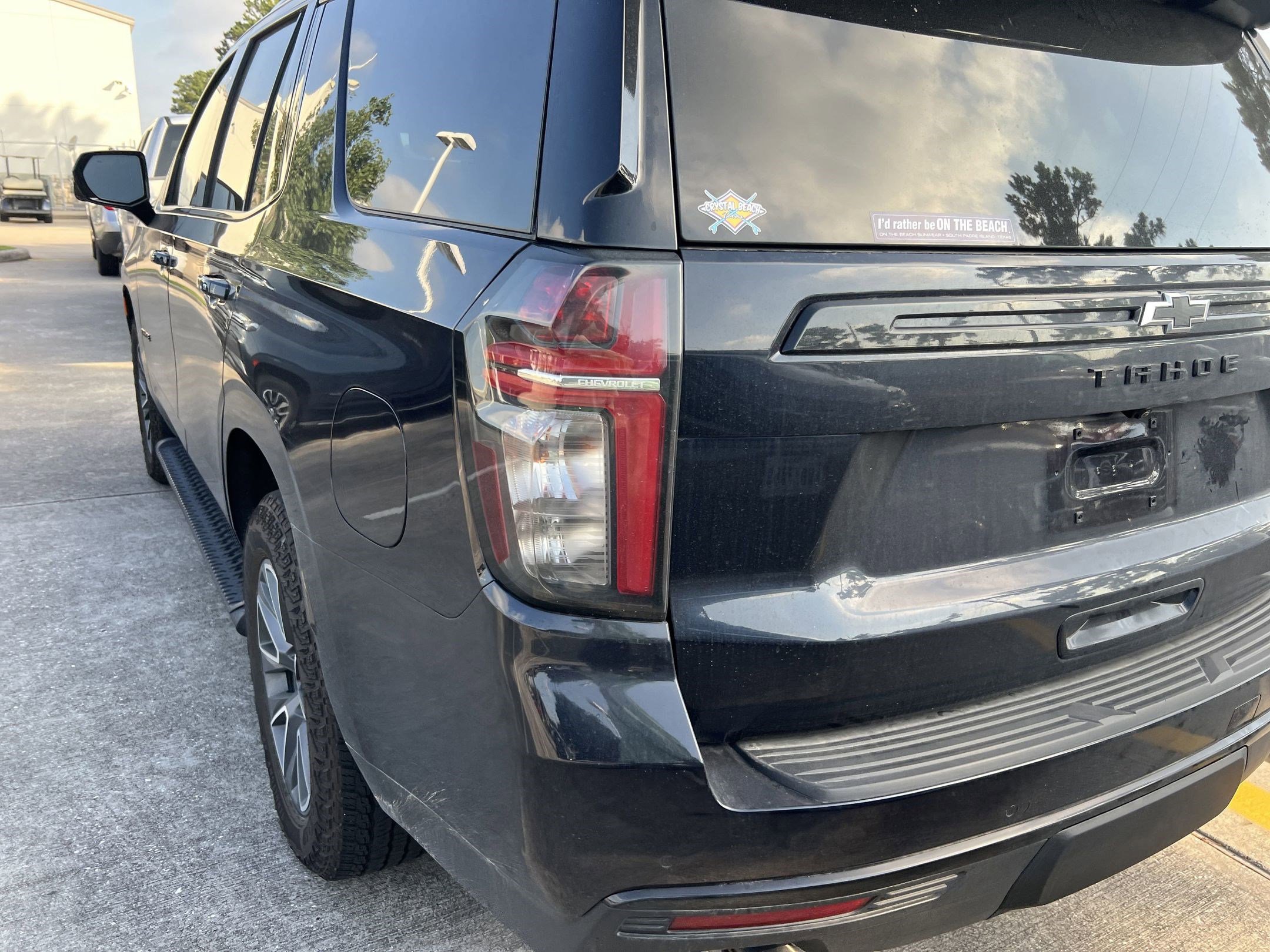 2023 Chevrolet Tahoe Z71 photo 3