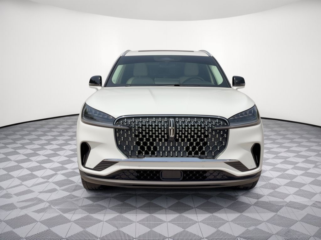 Aviator Premiere SUV