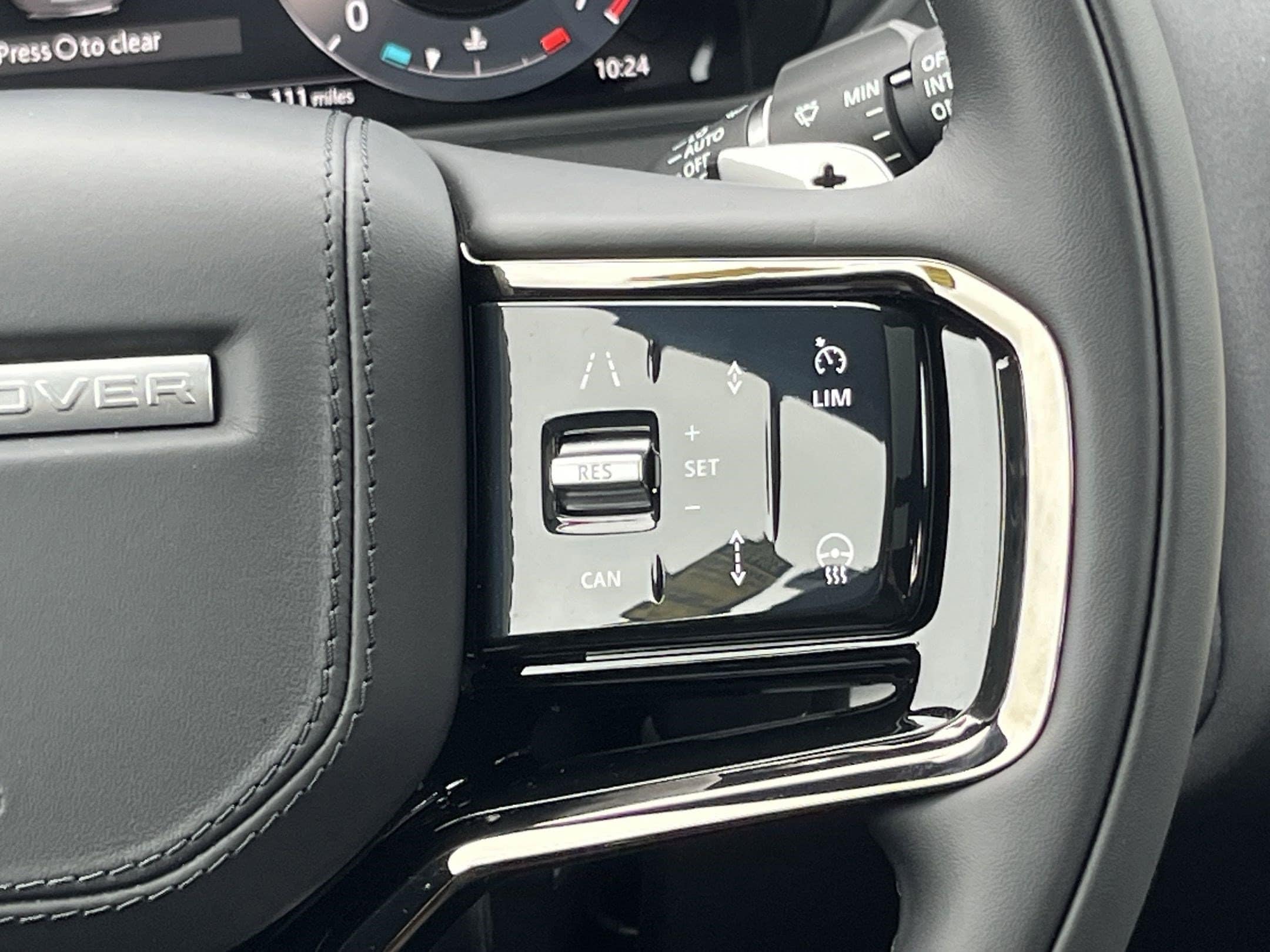 2026 Land Rover Range Rover Velar Dynamic SE - Photo 17
