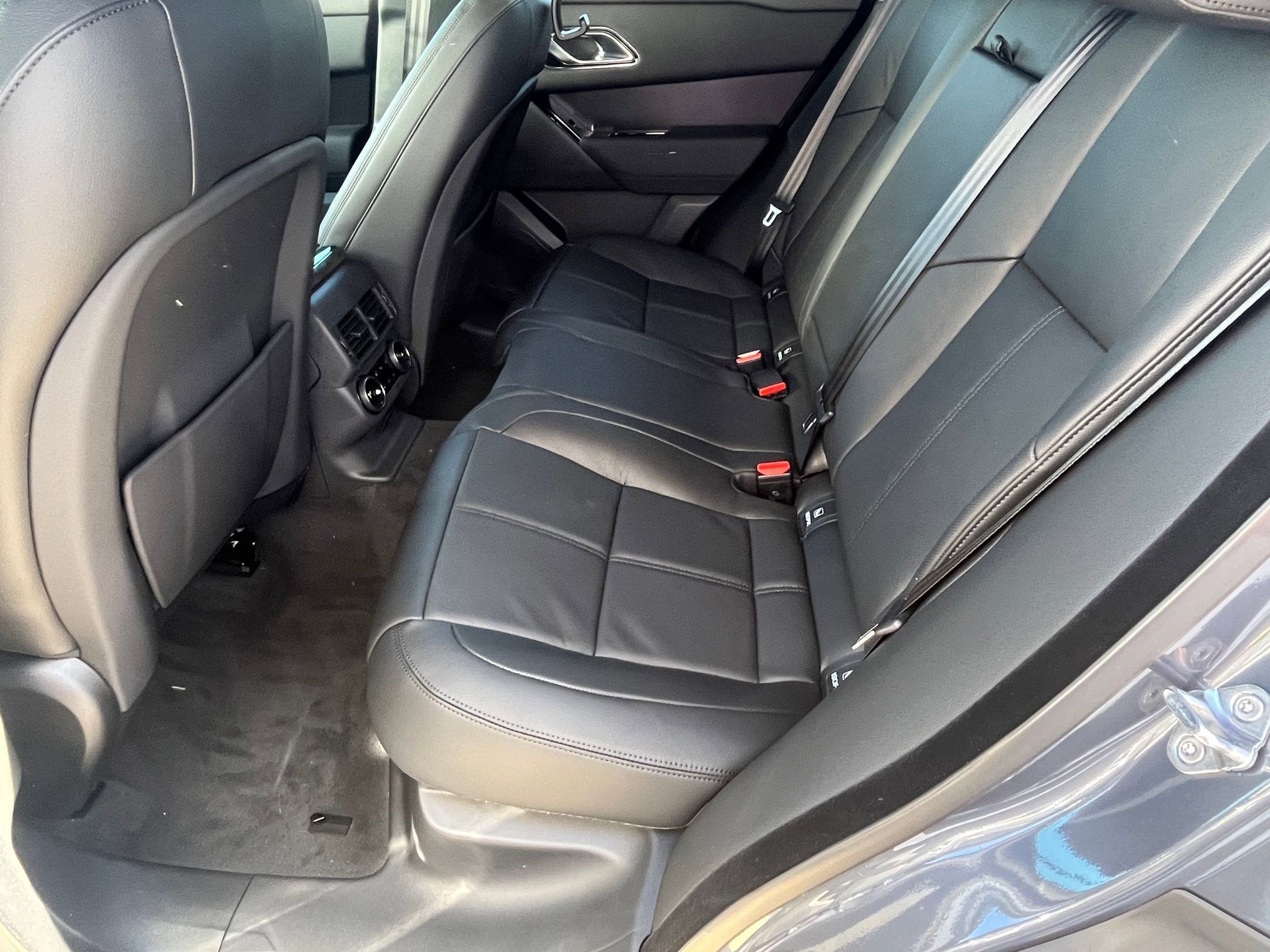 2026 Land Rover Range Rover Velar Dynamic SE - Photo 13
