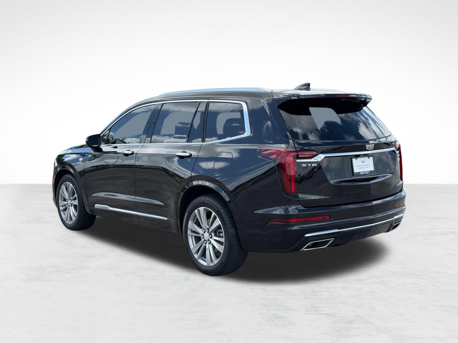 XT6 Premium Luxury SUV