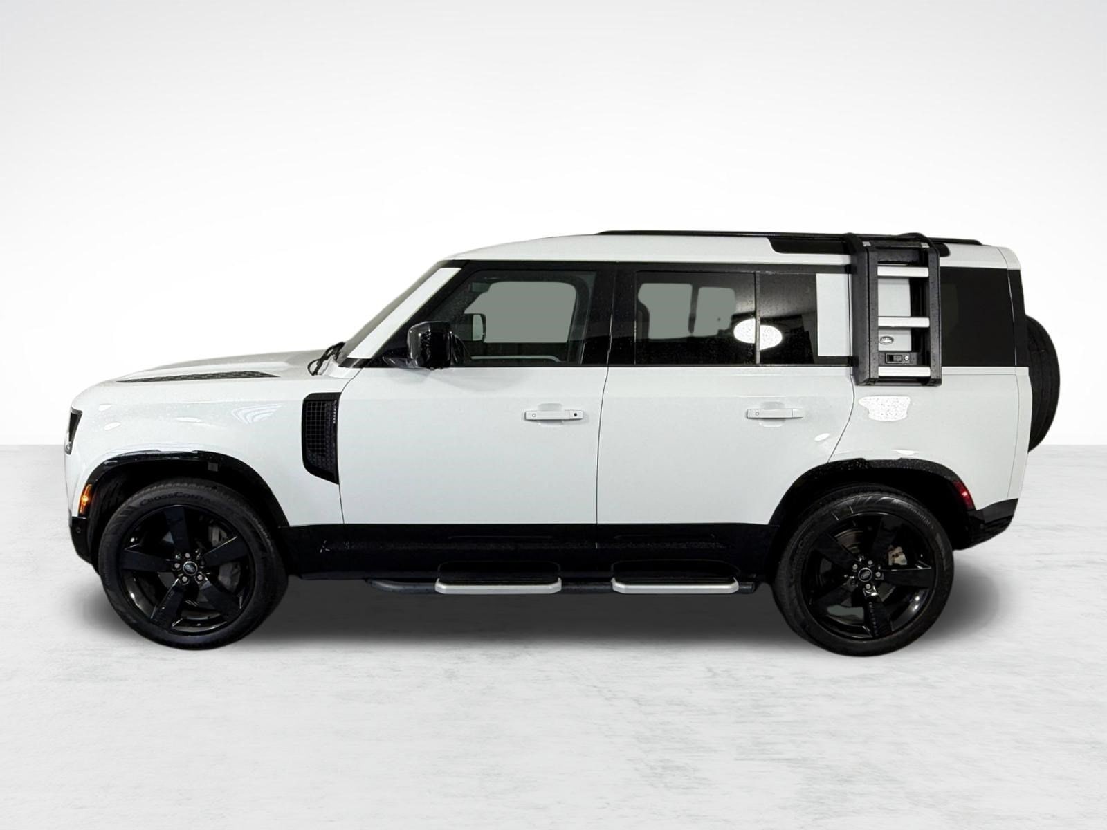 Defender X-Dynamic SE SUV