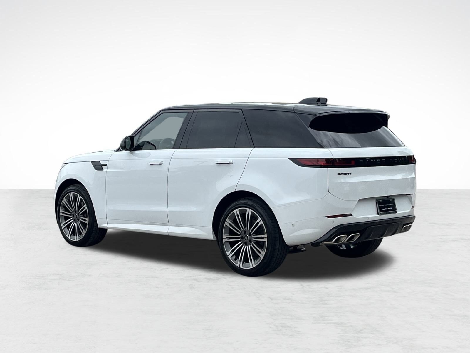 2025 Land Rover Range Rover Sport P530 Dynamic SE photo 3