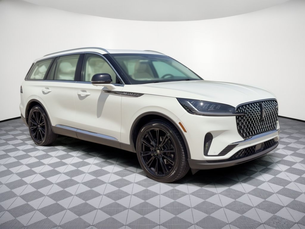 Aviator Premiere SUV
