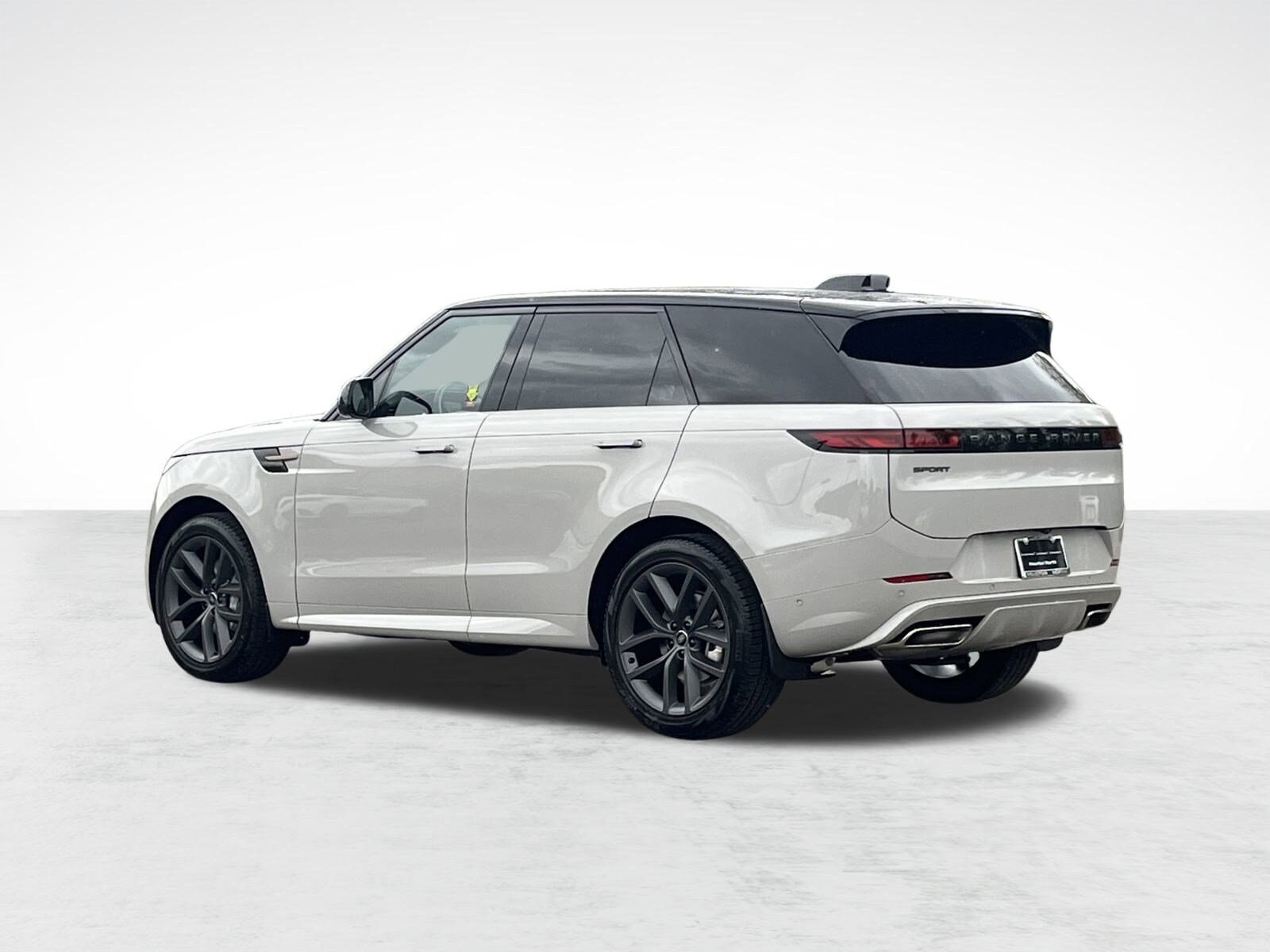 2025 Land Rover Range Rover Sport P400 Dynamic SE photo 2