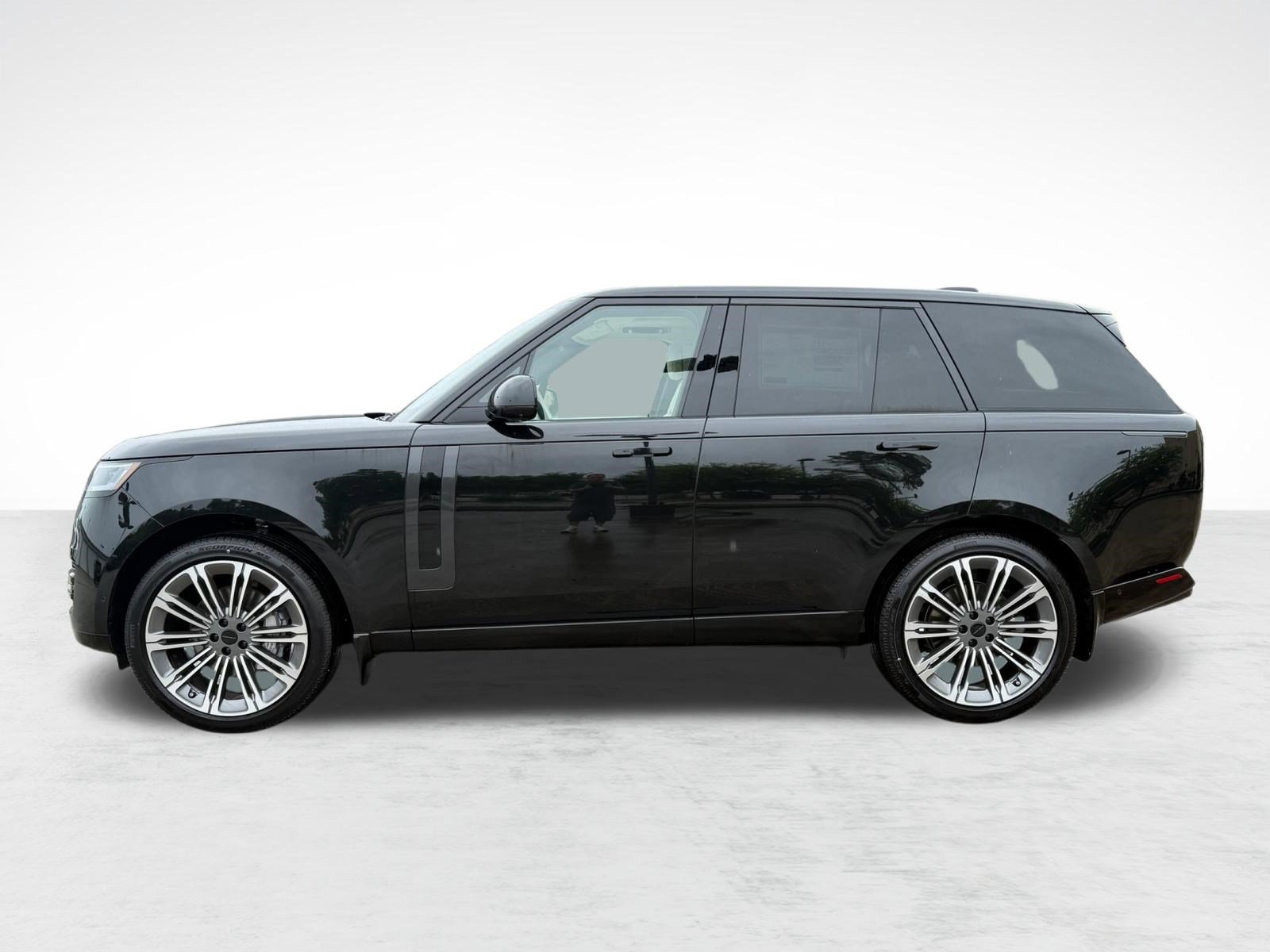 2026 Land Rover Range Rover SE SUV