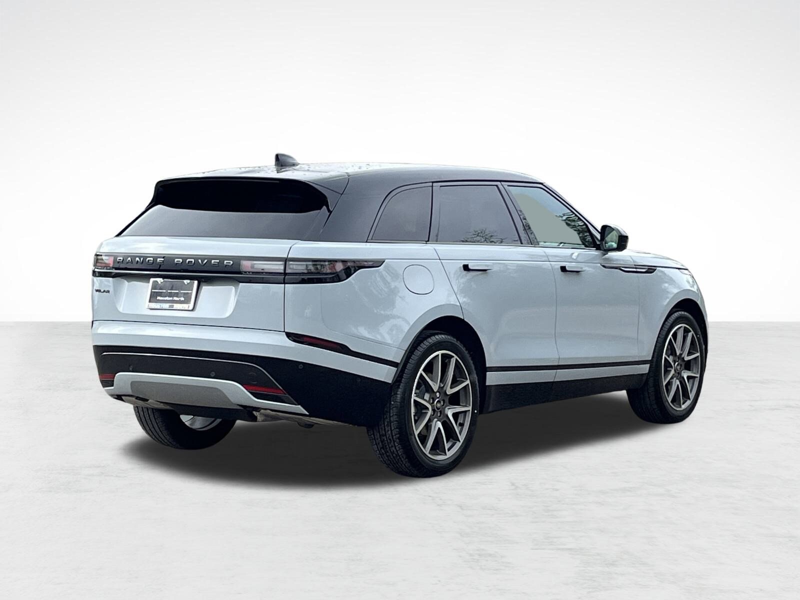 2026 Land Rover Range Rover Velar P250 Dynamic SE photo 2