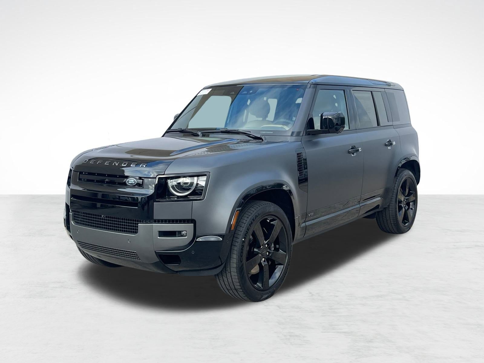 2026 Land Rover Defender V8's photo