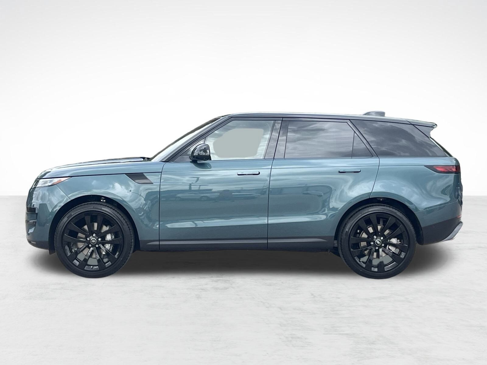2025 Land Rover Range Rover Sport P360 SE photo 2