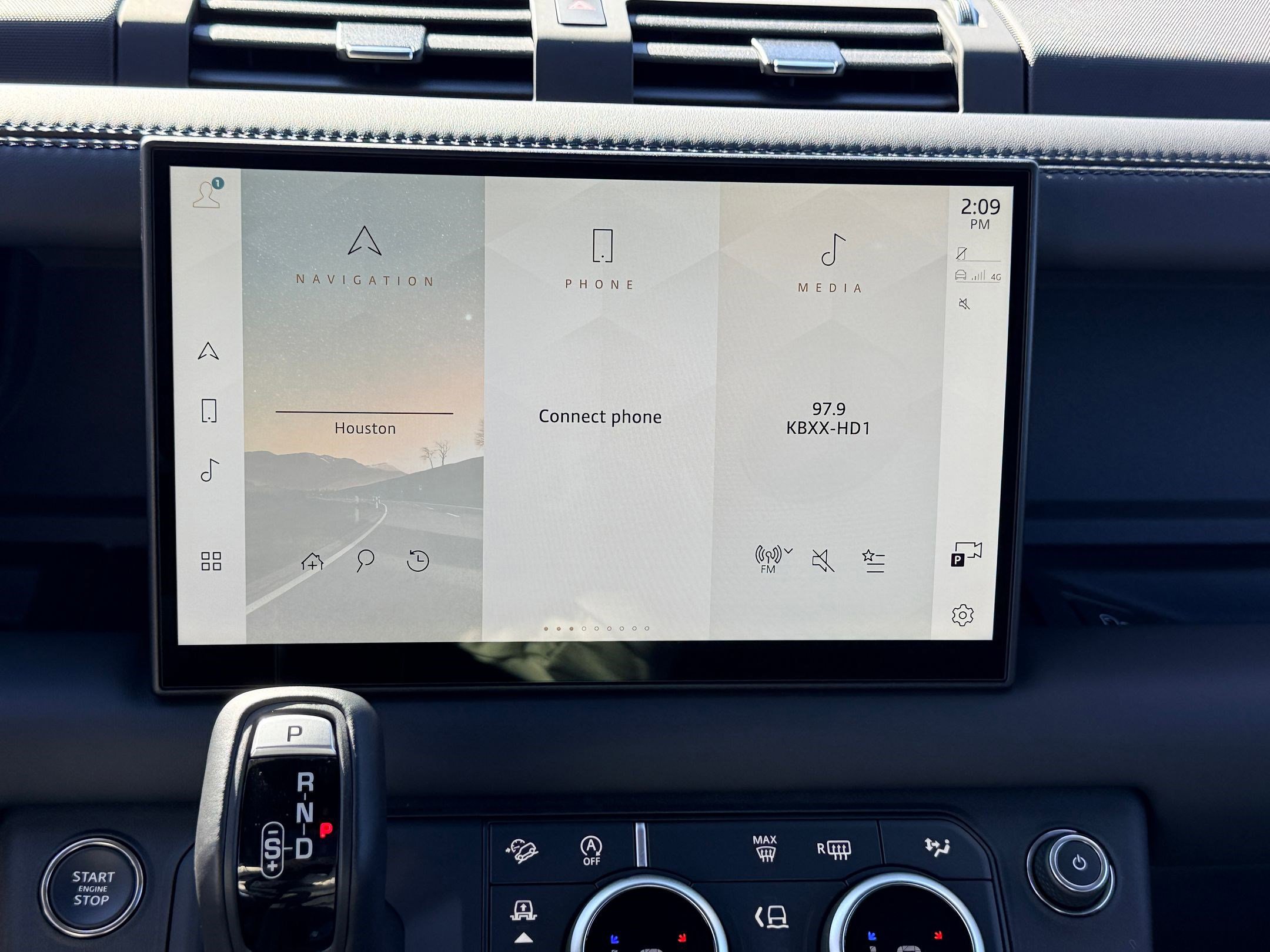 2025 Land Rover Defender Outbound - Photo 28