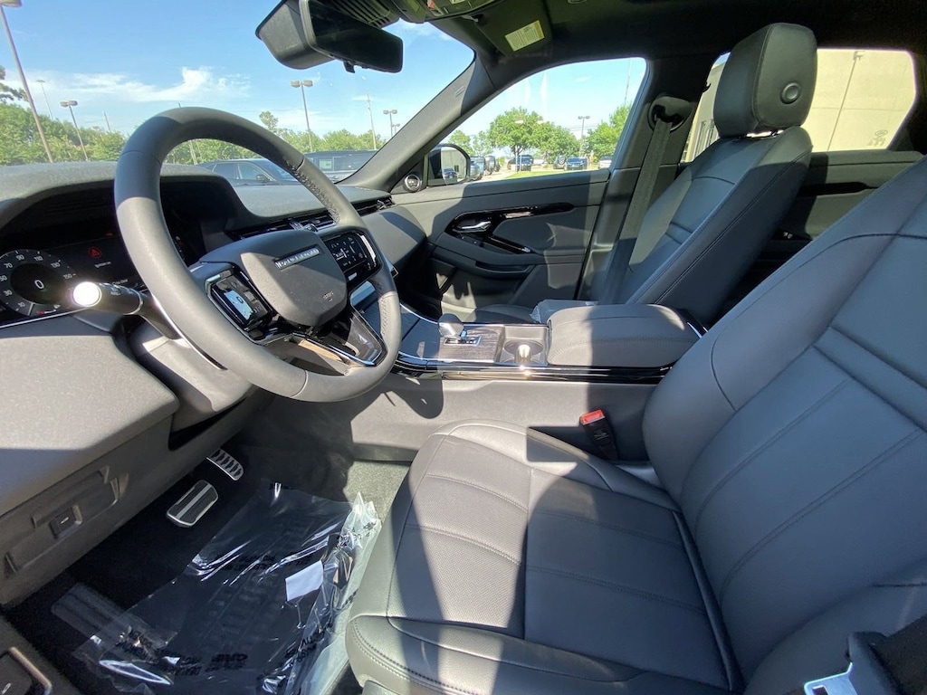 Used 2024 Land Rover Range Rover Evoque Dynamic SE SUV