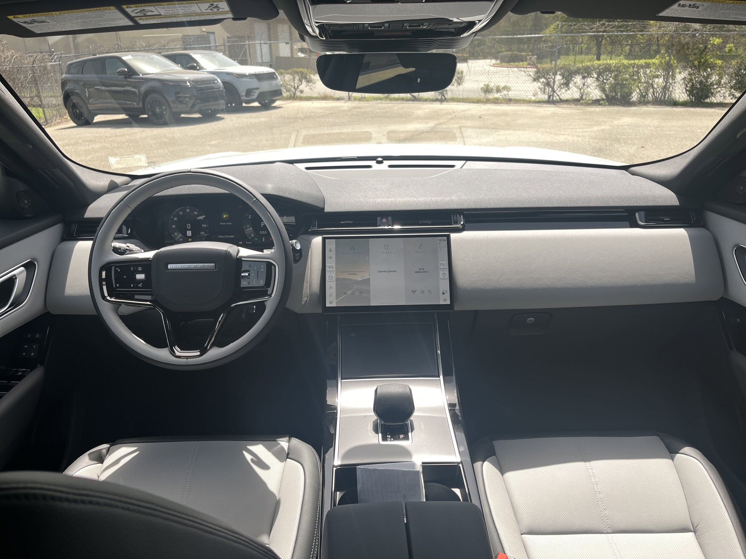 2026 Land Rover Range Rover Velar P250 S photo 3