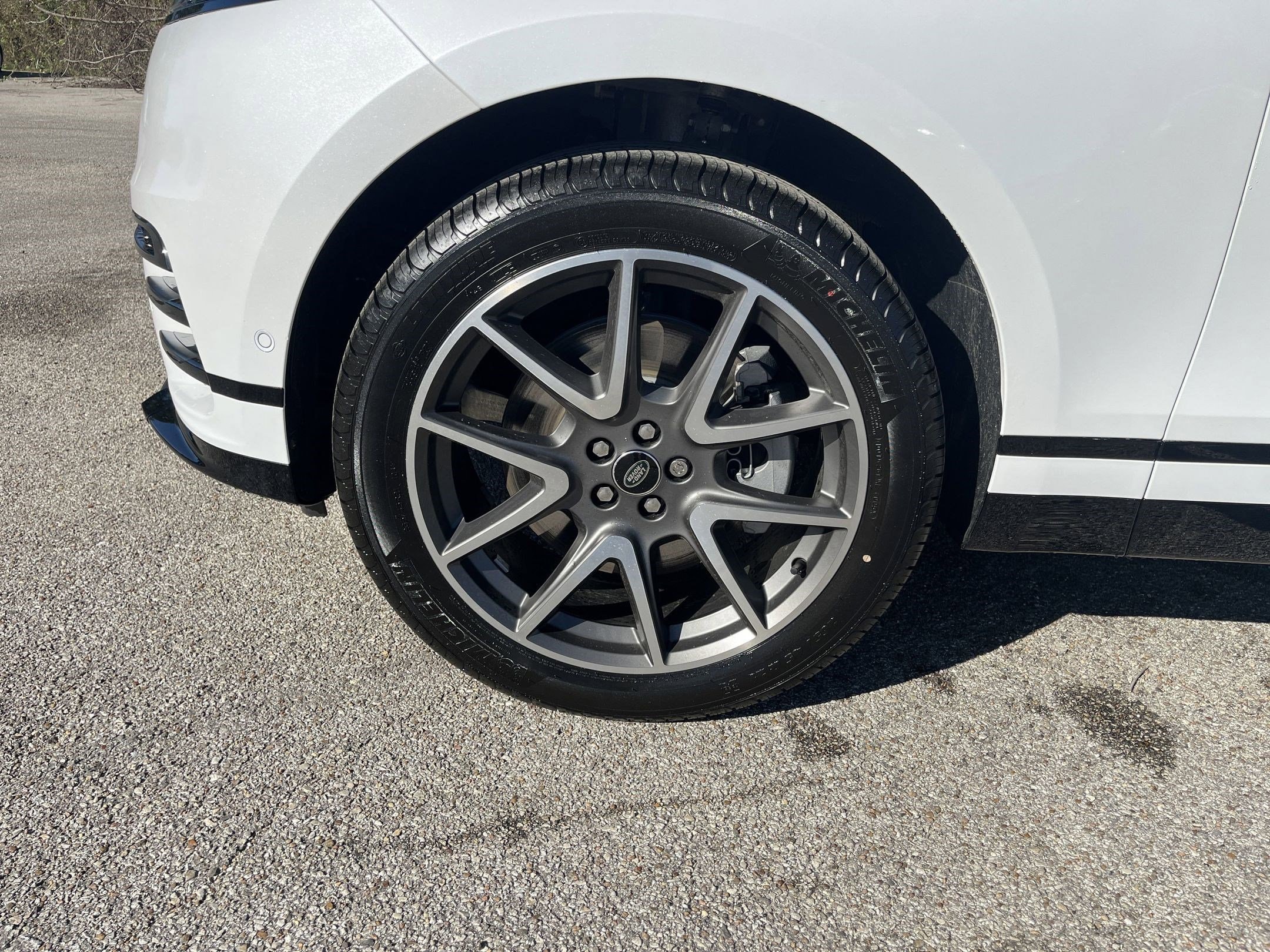 2026 Land Rover Range Rover Velar Dynamic SE - Photo 11