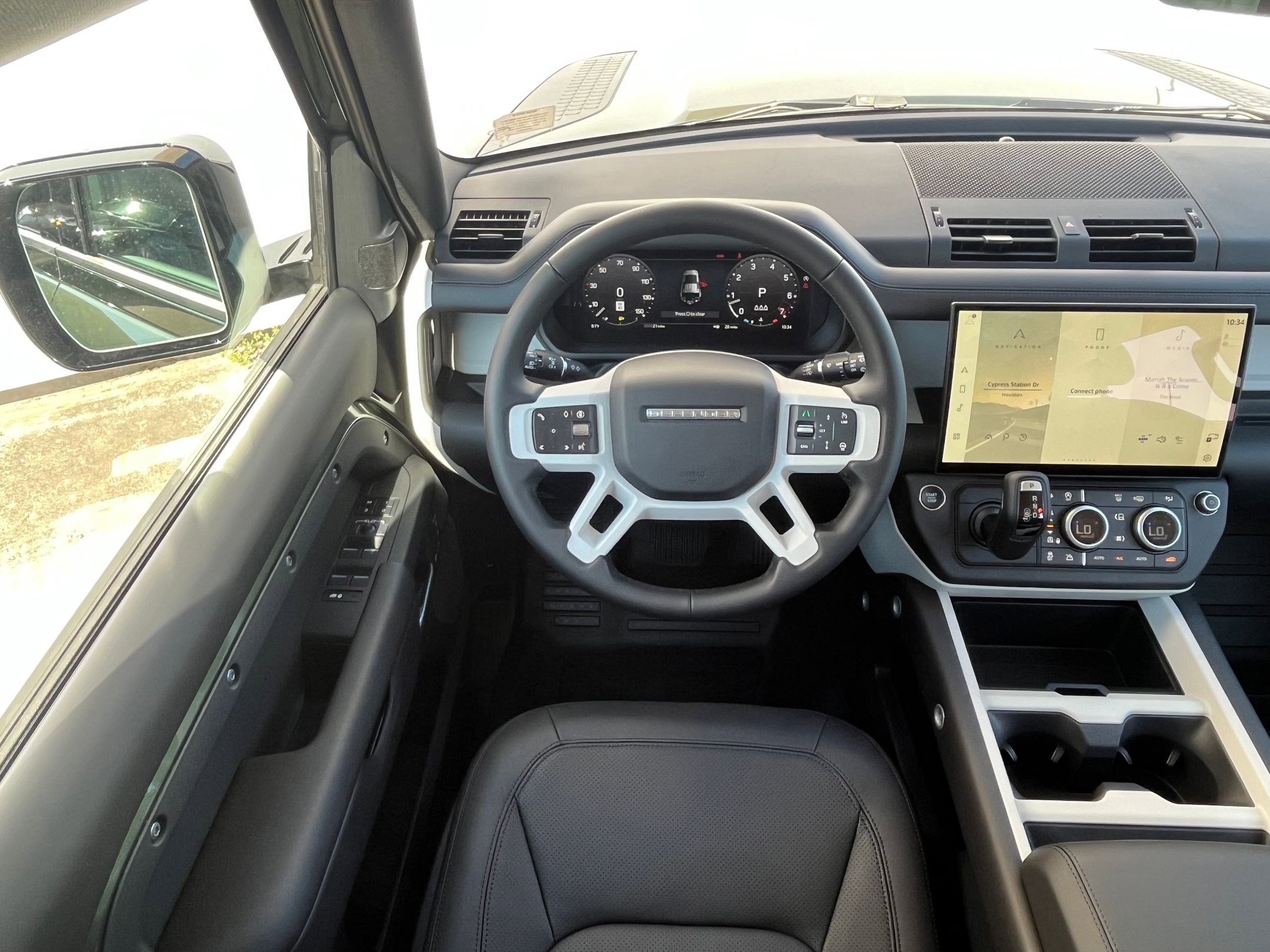 2026 Land Rover Defender S - Photo 29