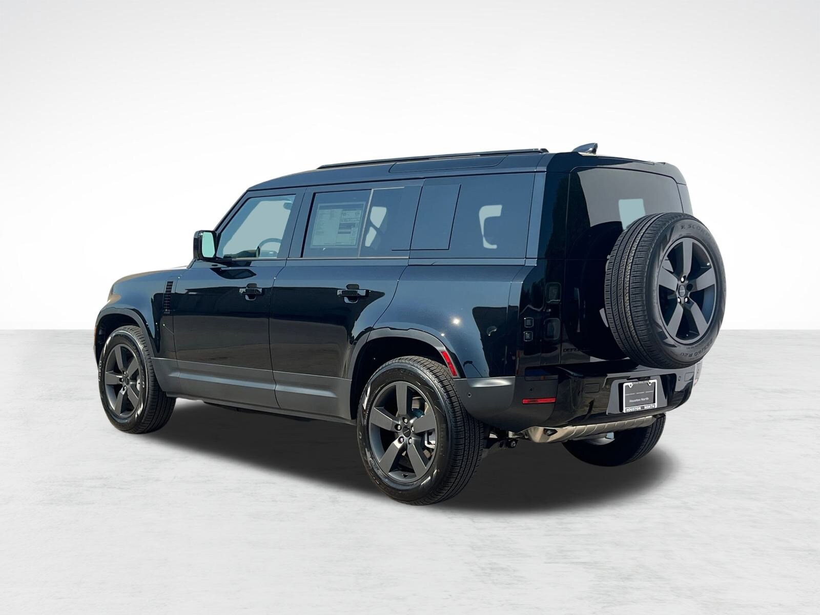 2026 Land Rover Defender 110 S photo 3