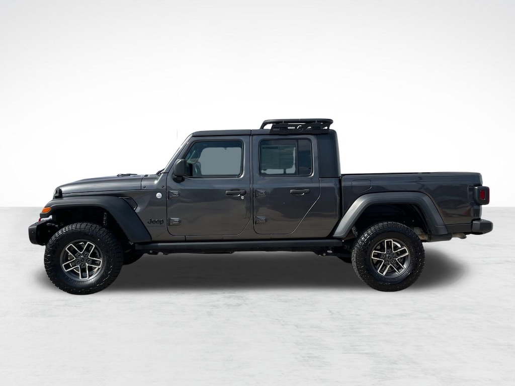 Used 2021 Jeep Gladiator Sport Truck Crew Cab