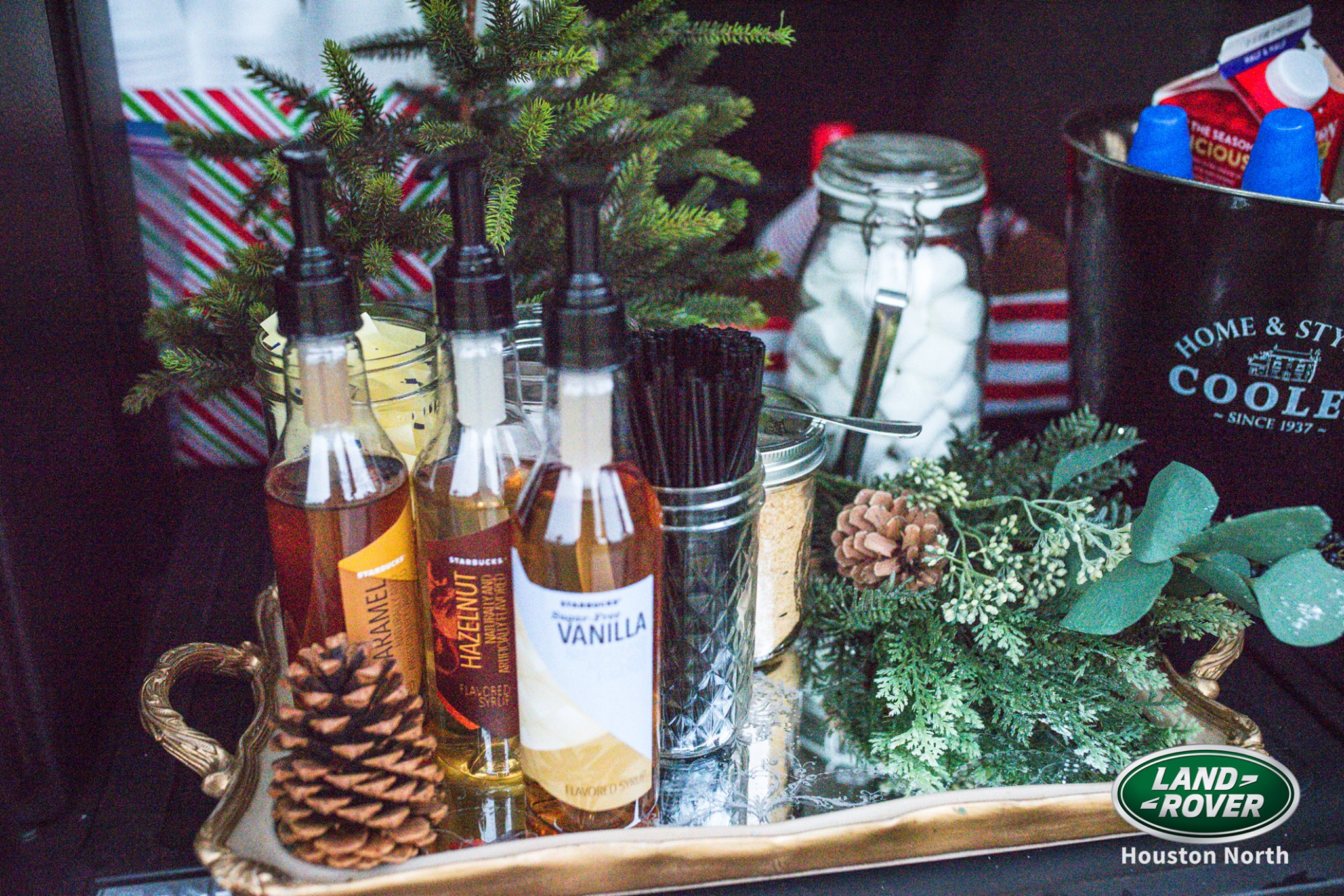 marketing ideas christmas coffee bar starbucks