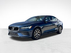 Used 2020 Volvo S60 T6 Momentum Sedan for sale in Houston
