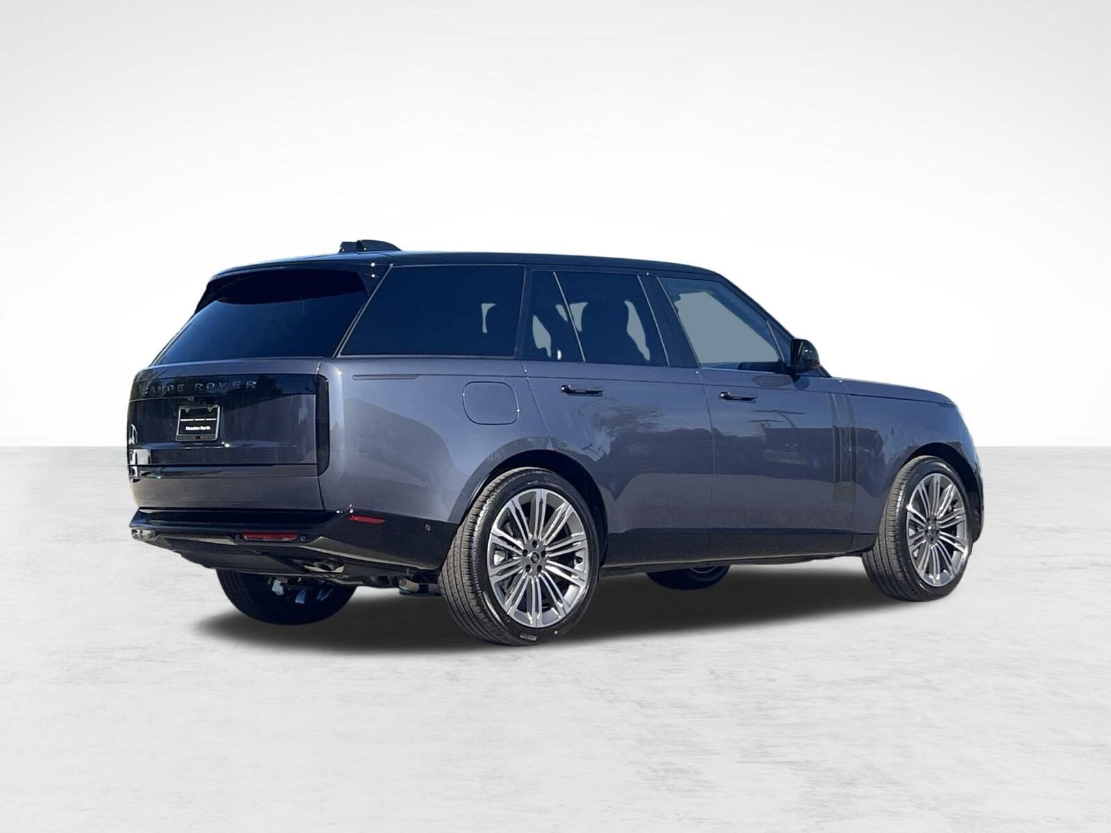 2025 Land Rover Range Rover SE photo 2