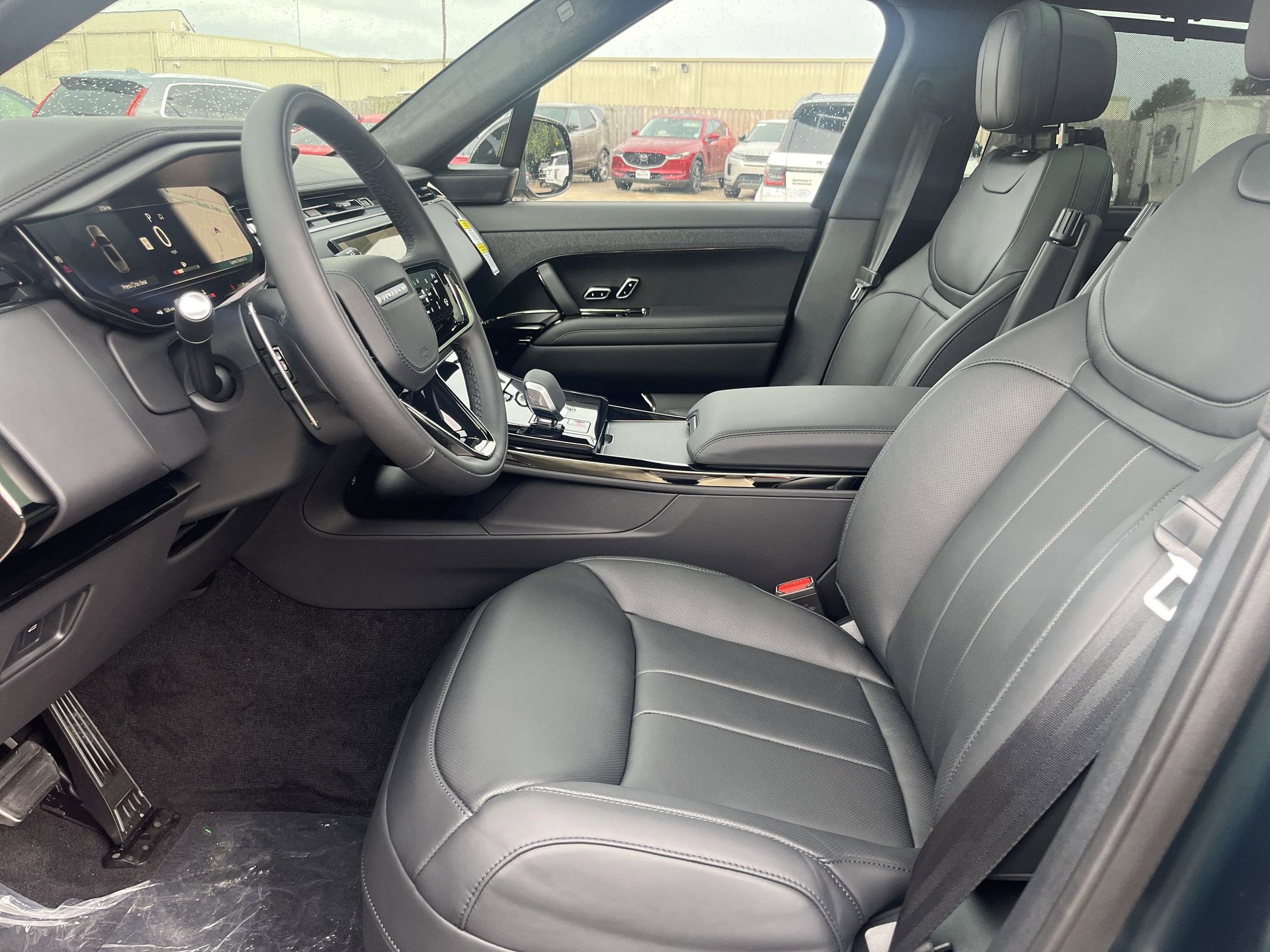 2025 Land Rover Range Rover Sport P530 Autobiography photo 4