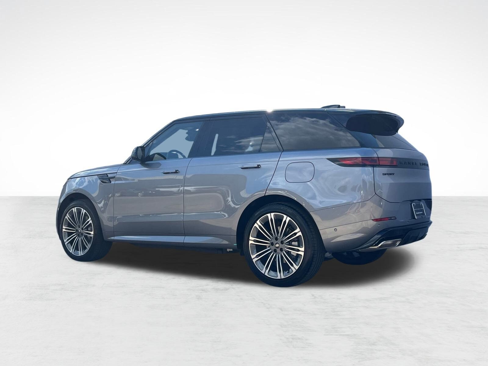 2025 Land Rover Range Rover Sport SE photo 3