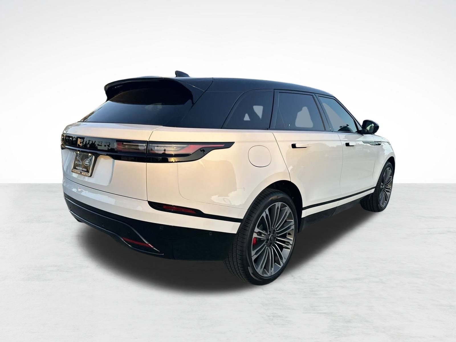 Used 2024 Land Rover Range Rover Velar Dynamic SE with VIN SALYL2EX3RA378261 for sale in Houston, TX