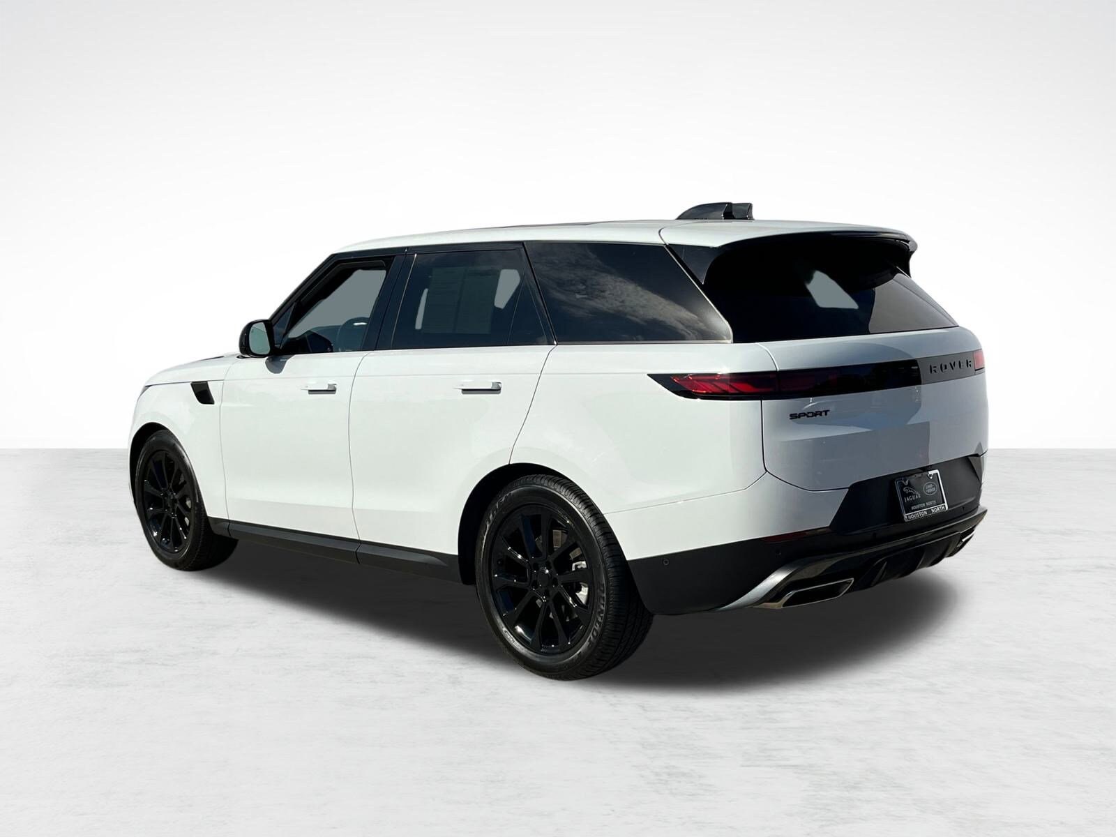 2025 Land Rover Range Rover Sport P360 SE photo 3
