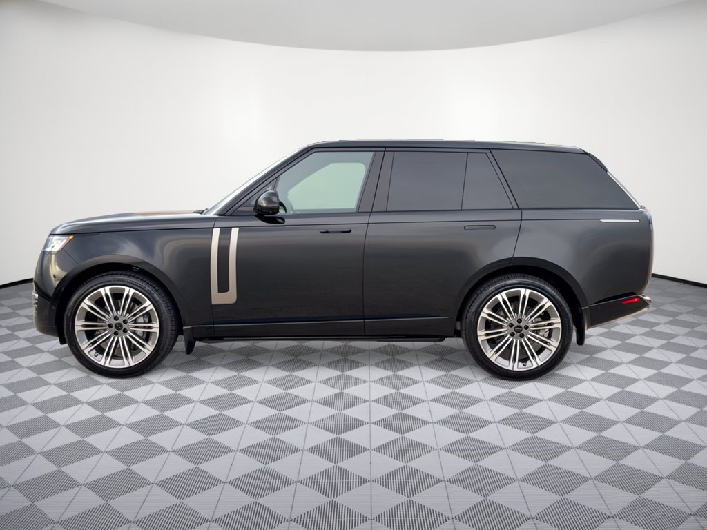 2026 Land Rover Range Rover SE SUV