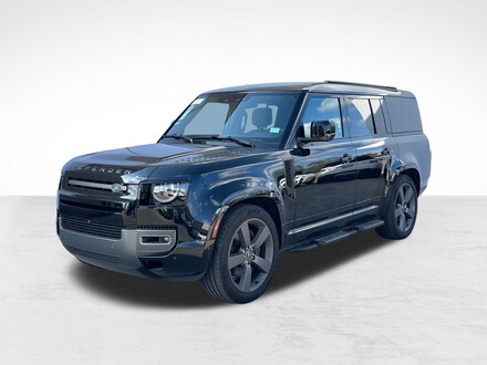 2025 Land Rover Defender 130 Outbound SUV